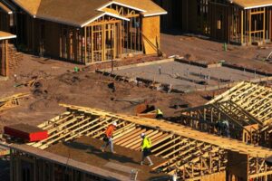 Trh s bývaním: „Najkritickejšia“ premenná na predpovedanie recesií je na najnižš...