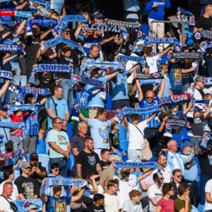 Žilina premárnila náskok, Slovan vyrovnal po červenej karte.