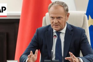 Poľský premiér tvrdí, že ruské drony narušili vzdušný priestor krajiny