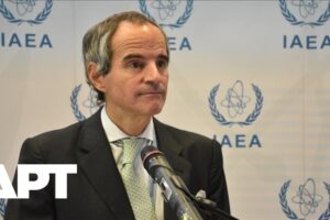 Šéf IAEA vyzýva Irán na obnovenie inšpekcií, upozorňuje na ich právnu záväznosť.