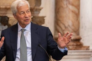 Jamie Dimon hovorí, že budúci generálny riaditeľ JPMorgan Chase musí byť „...