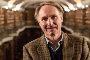 Ako autor Da Vinciho kódu zbieral inšpiráciu v Prahe? Odhaľujeme detaily prísne ...