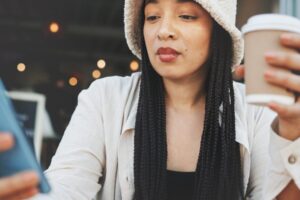 Generácia Z často strieda zamestnanie a zotrvá v jednej práci iba rok, pričom 54...