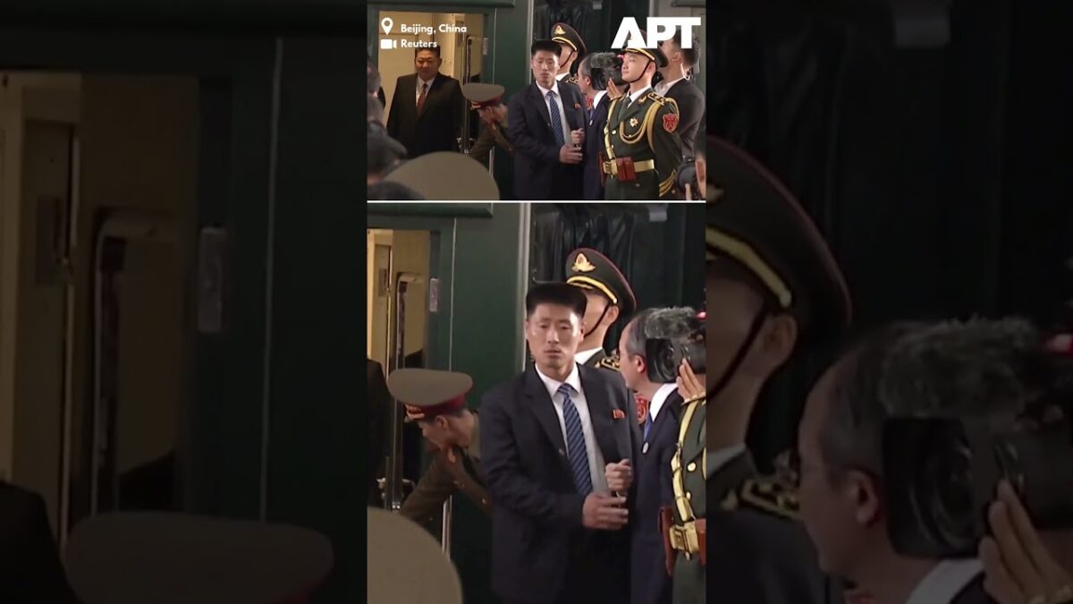 Kim Čong-un s dcérou pricestovali do Pekingu na čínsku vojenskú prehliadku pri príležitosti 80. výročia víťazstva.