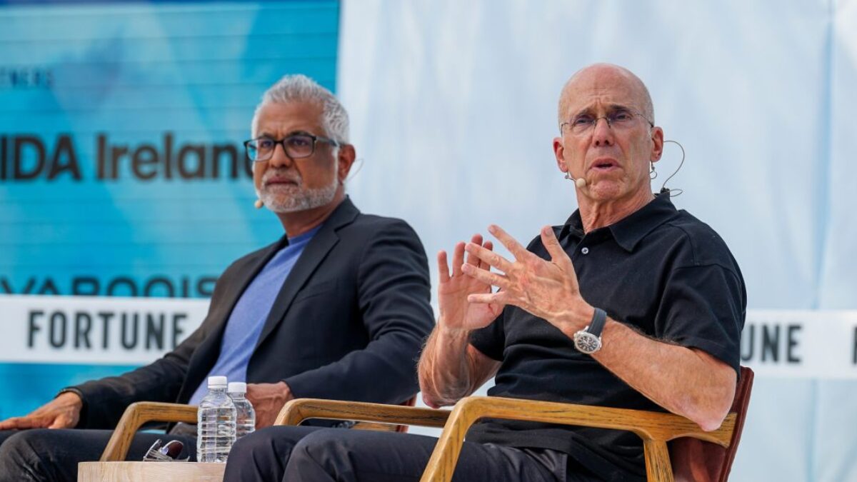 Jeffrey Katzenberg tvrdí, že je nepravdepodobné prijatie legislatívy na ochranu detí pred online rizikami: „Trvalo 80 rokov“, kým prešli zákony o bezpečnostných pásoch.