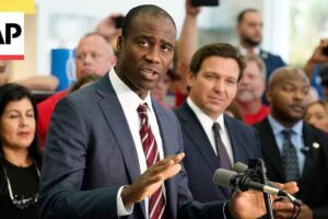 Florida plánuje ako prvý štát zrušiť všetky povinné očkovania detí