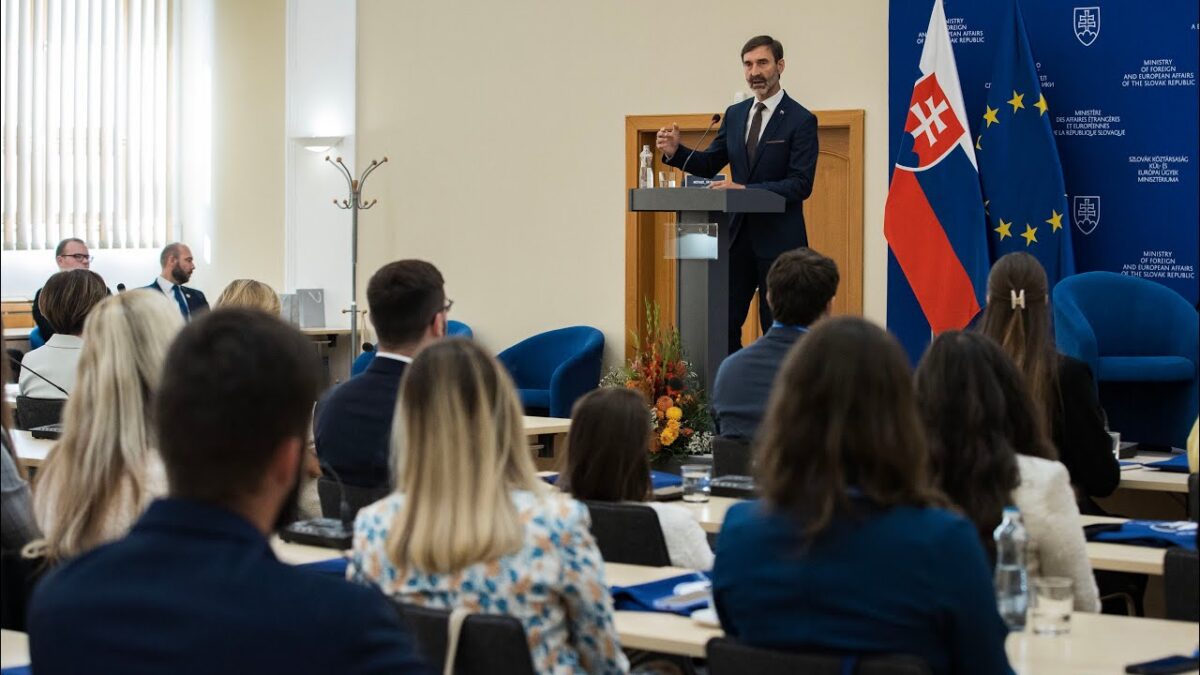 Príhovor ministra Juraja Blanára na otvorení 5. ročníka Letnej školy diplomacie Štefana Osuského