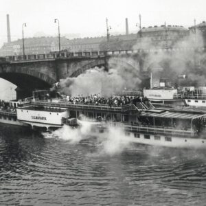 Keď sa do práce jazdilo parníkom. V Prahe vzniklo múzeum na palube historickej l...