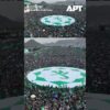 Obrovské davy v Saná oslavujú narodeniny proroka Mohameda.