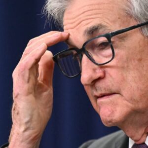 Fed sa opäť pomýlil a mešká, tvrdí popredný ekonóm, keďže nárast pracovných mies...