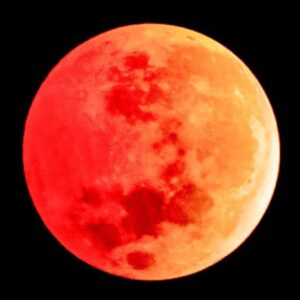 Nezmeškajte úplné zatmenie Mesiaca. Bude vyzerať ako tehlovo červený spln, Slová...