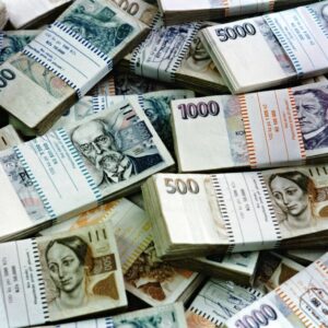 Fanúšikovia sa poskladali podcasterovi na pražský činžiak. Stomiliónov vybral za...