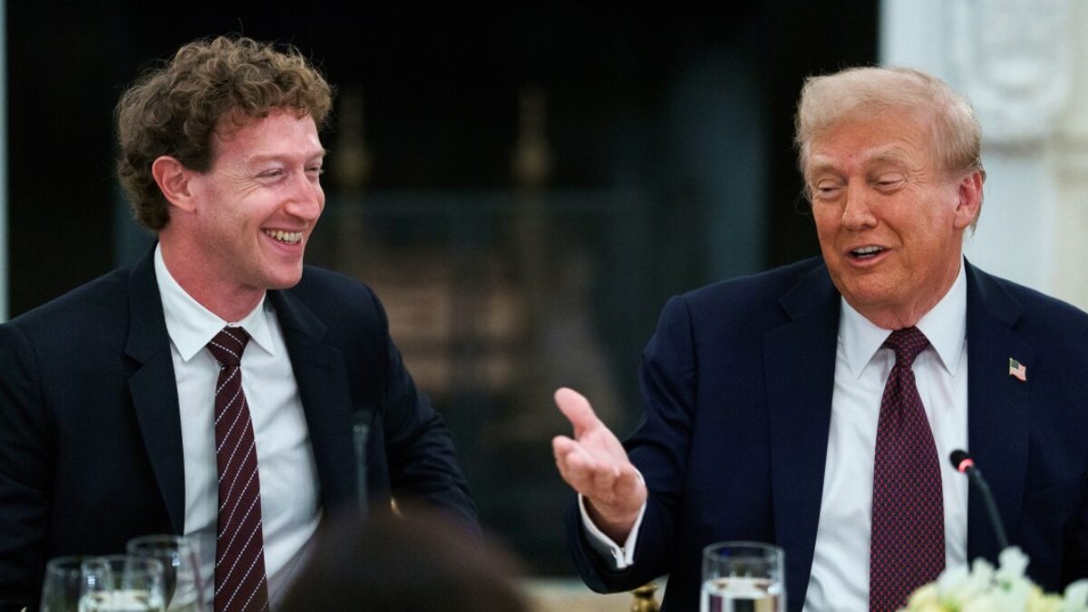 Zoznámte sa so všetkými 33 vplyvnými osobnosťami zo Silicon Valley na Trumpovej významnej technologickej večeri – a Elon Musk vysvetľuje, prečo sa jej nezúčastnil.