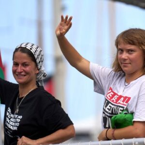 Flotila lodí s pomocou sa pokúša prelomiť izraelskú blokádu Gazy