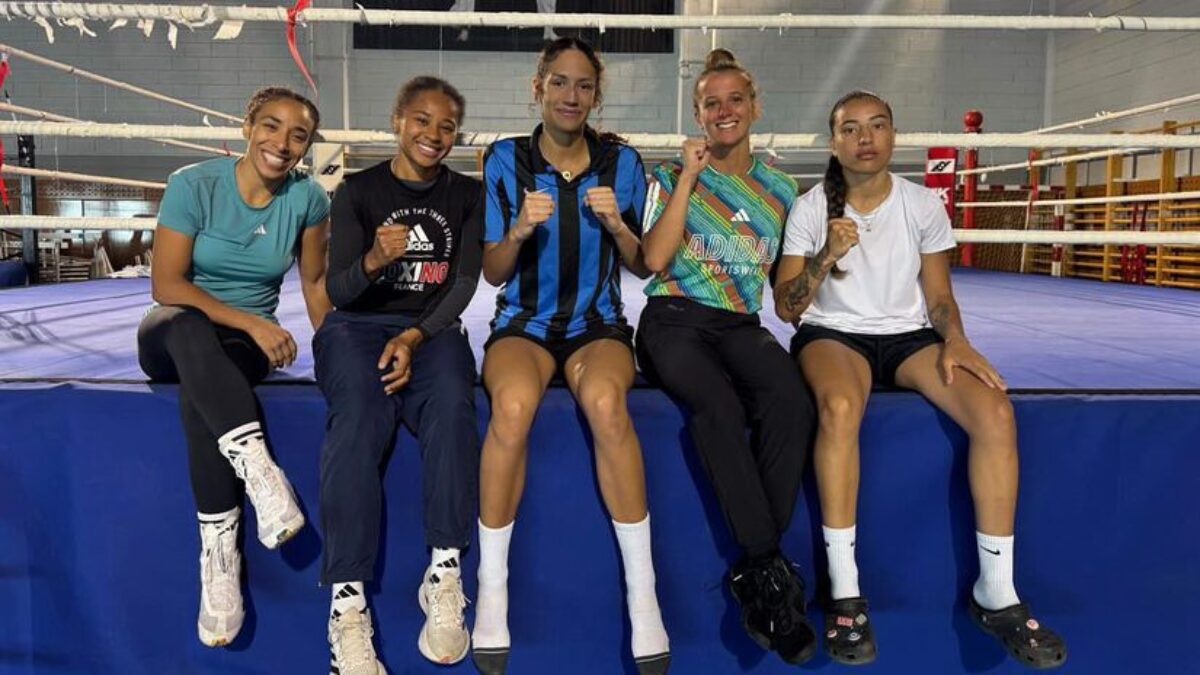 Francúzske boxerky bez účasti na svetovom šampionáte kvôli oneskoreným výsledkom testov pohlavia