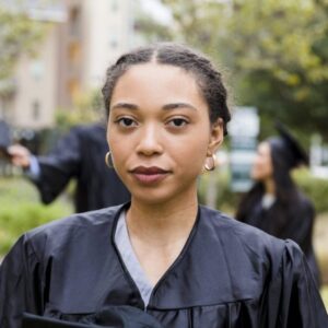 Absolventi sa hrnú na tento podnikateľský titul s malými alebo žiadnymi pracovný...