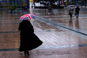 Britské dlhopisy s dlhou splatnosťou vedú globálny výpredaj, libra klesá Britské dlhopisy s dlhou splatnosťou vedú globálny výpredaj, libra klesá kvôli f...