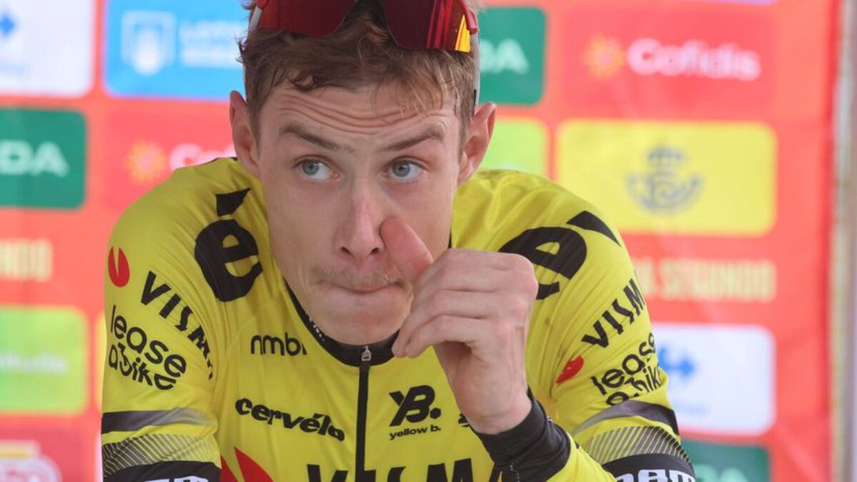 <p><strong>Vuelta: Zmena na čele pre Vingegaarda bez útoku</strong></p>