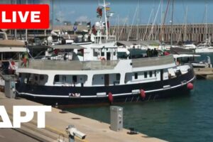 Pomocná flotila pre Gazu sa po zdržaní kvôli počasiu chystá opustiť Barcelonu.