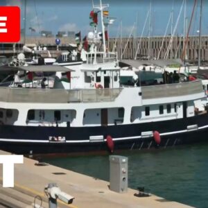 Pomocná flotila pre Gazu sa po zdržaní kvôli počasiu chystá opustiť Barcelonu.