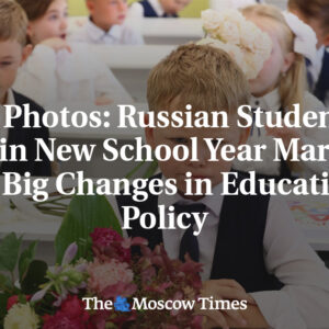 V fotografiách: Ruskí študenti začínajú nový školský rok poznačený veľkými zmena...