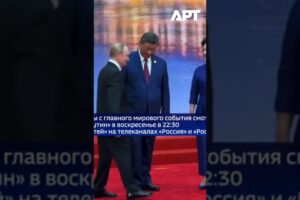 Putin a Si Ťin-pching si potrasú rukami na summite SCO 2025 v Tianjin.