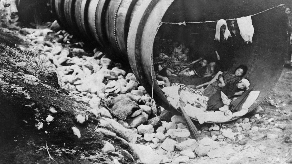 Megazemetrasenie. Matky utekali s deťmi v náručí, bez toho, aby vedeli kam, hovorí pamätníčka.