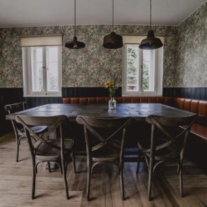 Keď novostavba vyzerá ako storočná chalupa. Ako vytvoriť miesto s atmosférou a d...