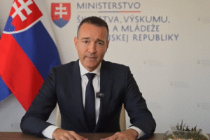 Drucker sa prihovoril školákom, učiteľom aj rodičom.