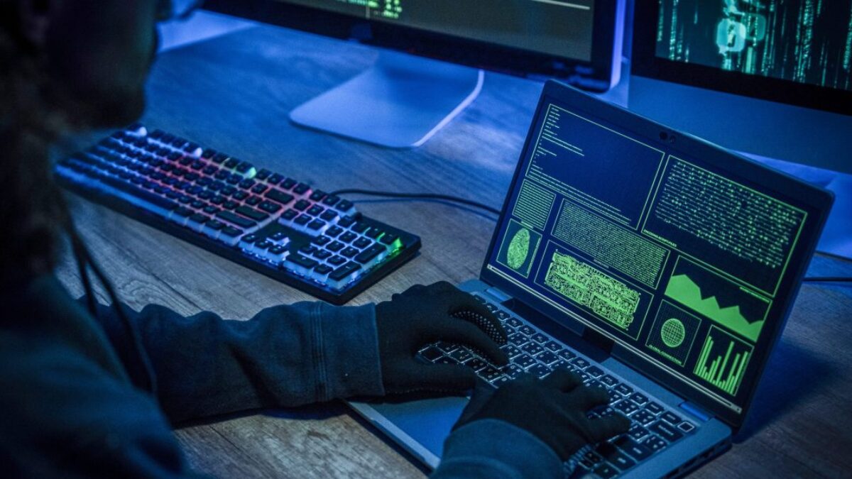 Ázia má náskok v používaní umelej inteligencie na boj proti podvodom. Toto sa od nej môže zvyšok sveta naučiť.