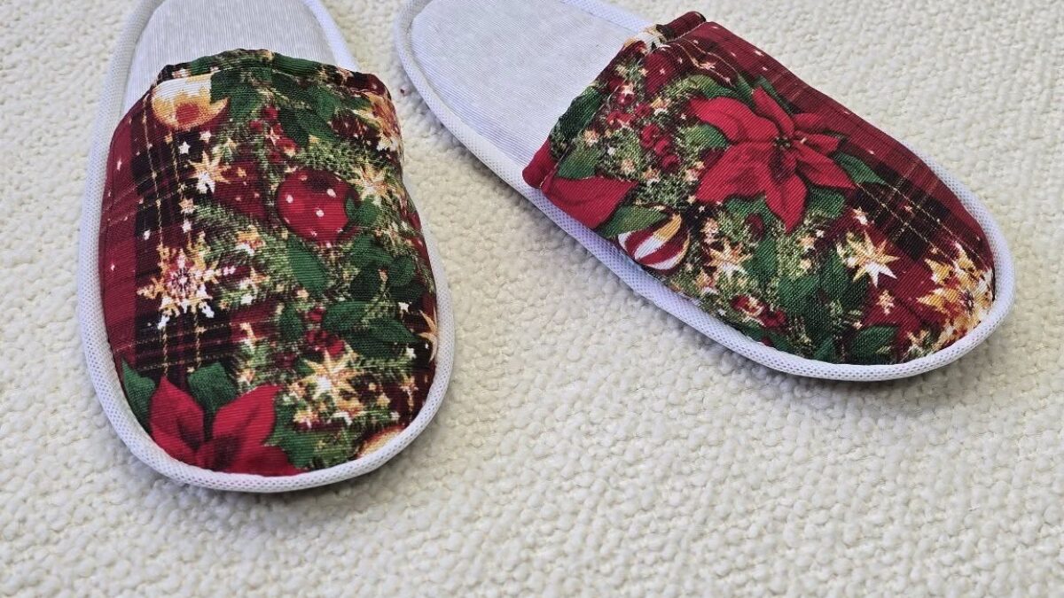 Martin Andraško: Vianočný projekt splnený. Tieto ručne robené papuče v limitovanej edícii už čakajú na nových majiteľov!