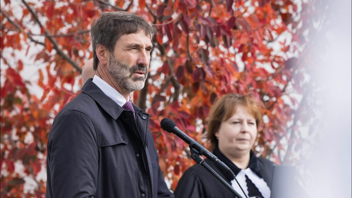 Príhovor ministra J. Blanára na slávnostnom odhalení pamätnej tabule Jána Papánka