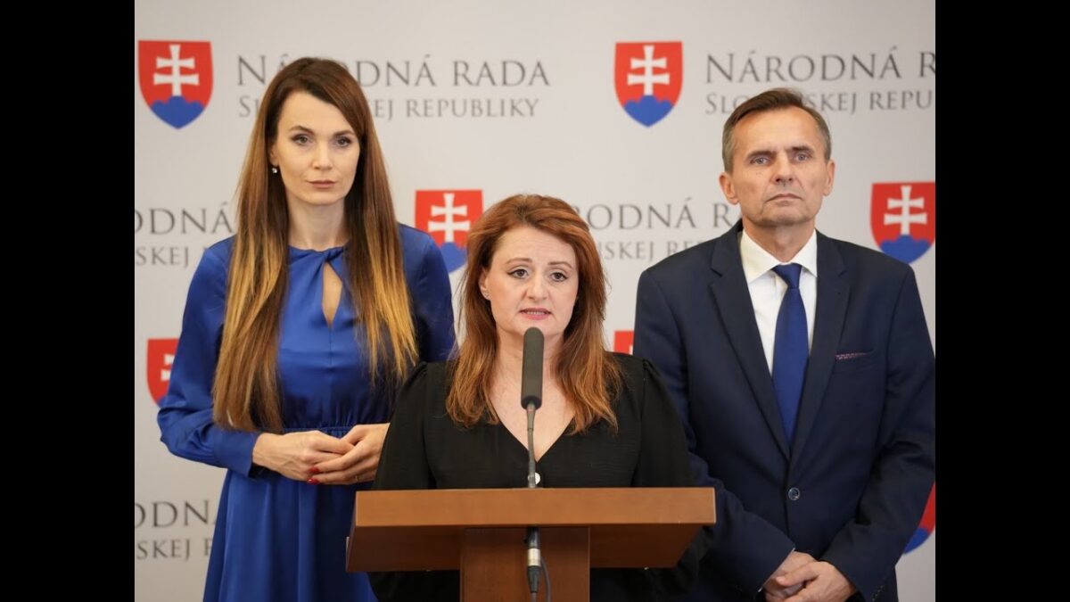 NRSR: Konsolidácia vlády na úkor sociálne odkázaných ľudí