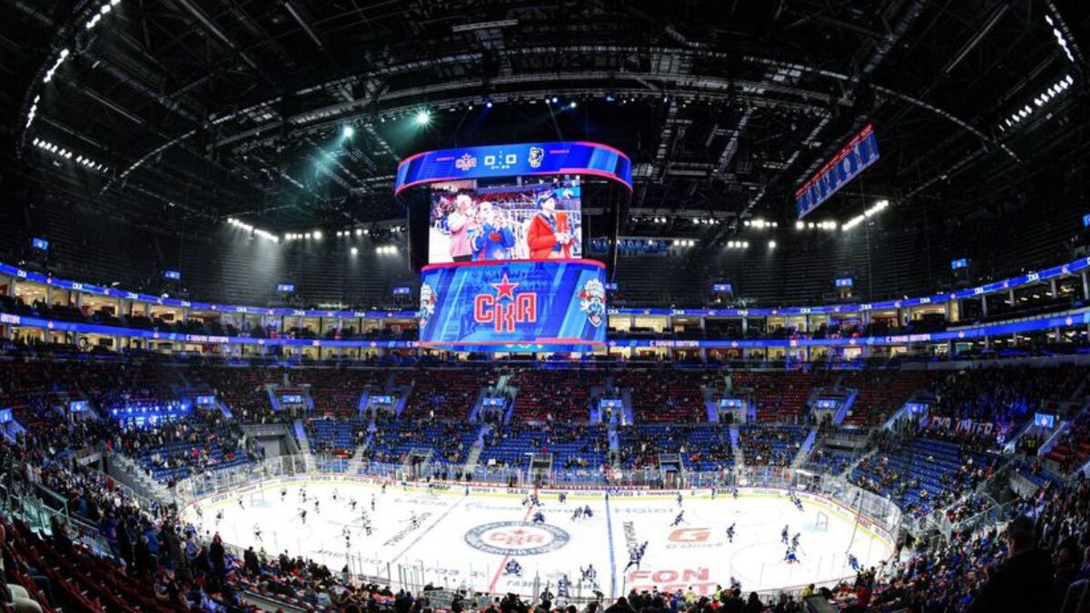 Škandál v ruskej KHL: Rozhodca s doživotným zákazom