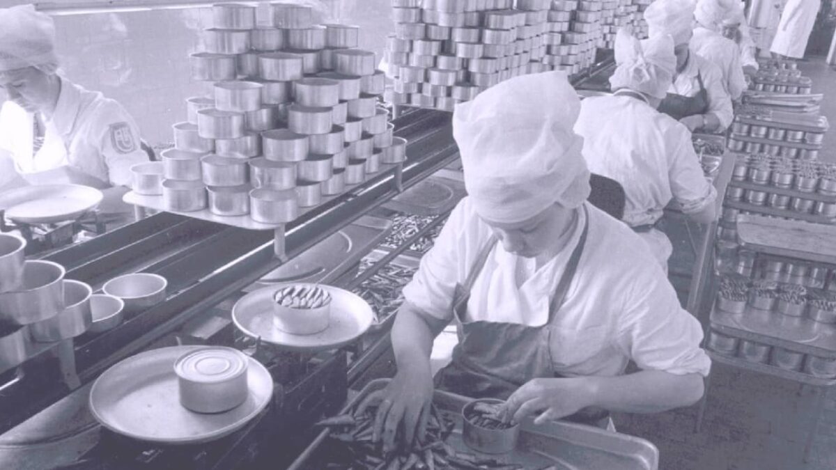 Veľký sovietsky podvod s kaviárom a rybičkami skončil odsúdením 1500 ľudí a popravou