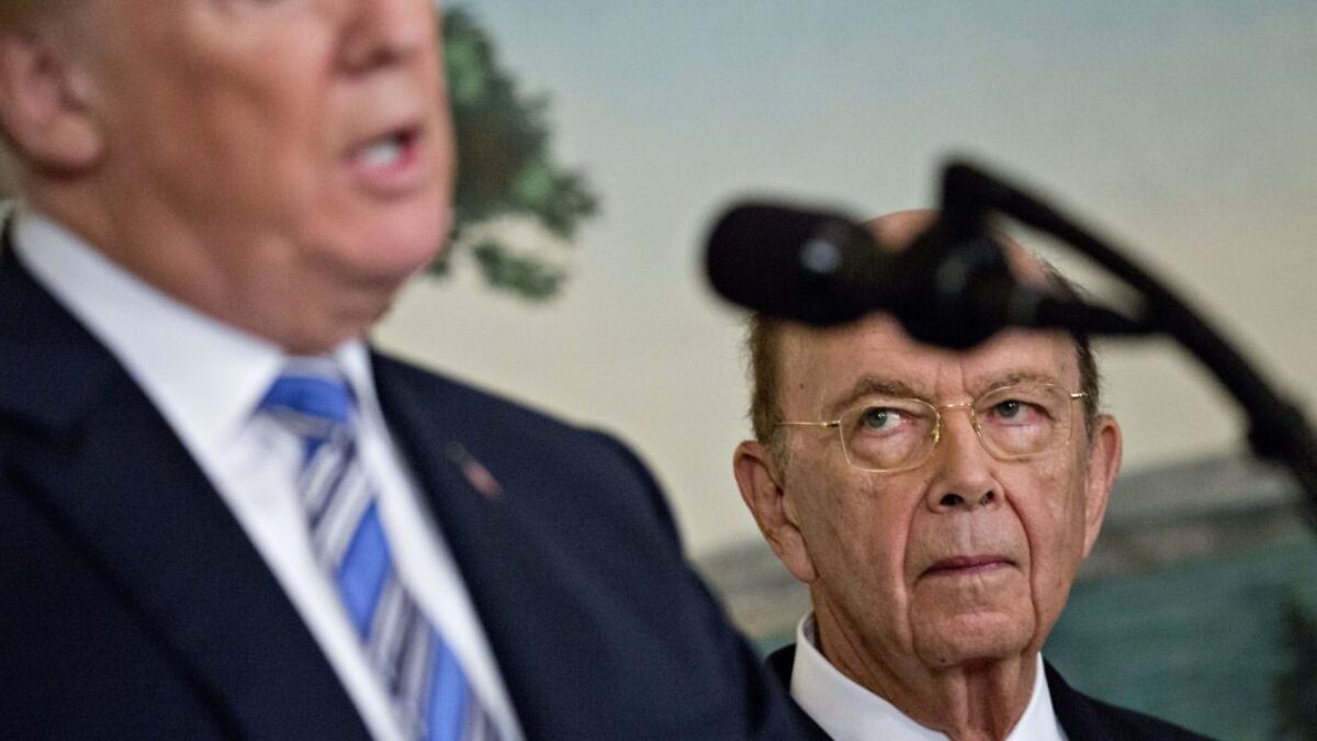 „Vzácne zeminy sú pre Čínu veľmi užitočná zbraň“: Bývalý minister obchodu Wilbur Ross o veľkom ekonomickom nebezpečenstve.