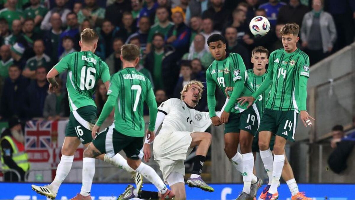 Nemci vedú slovenskú skupinu aj po Belfaste, Francúzi stratili body, Belgicko zdolalo Wales