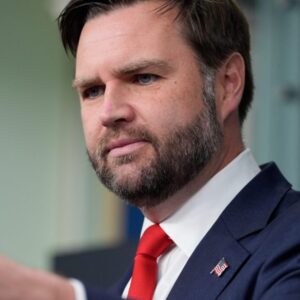 Vance varuje, že čím dlhšie bude odstávka trvať, tým hlbšie budú rezy.