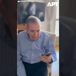 Venezueský líder opozície Urruti blahoželá Marii Corine Machado k Nobelovej cene...