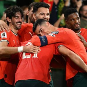 Ronaldo nepremenil penaltu, Portugalsko sa trápilo. Haalandova šou, triumf Albán...