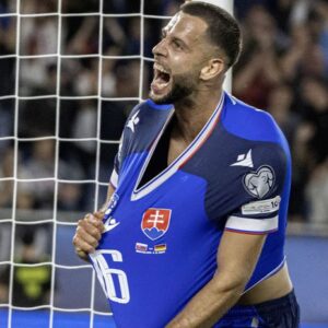 Hancko je druhýkrát otcom, nastúpi proti Luxembursku.