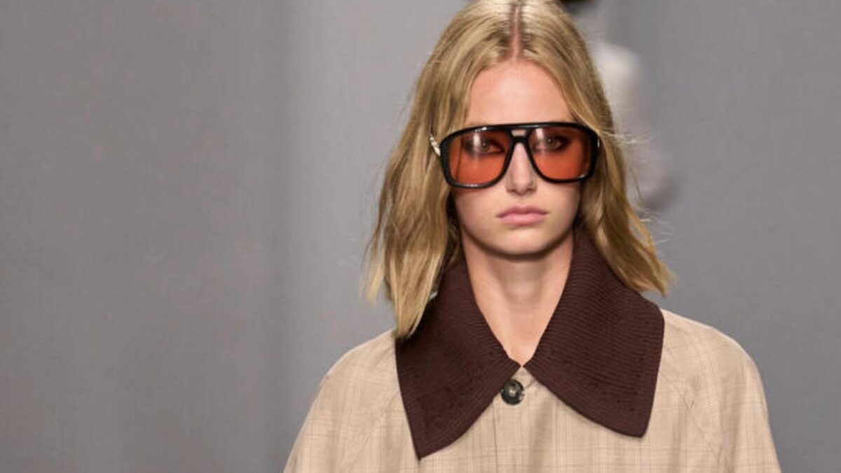 Milánsky týždeň módy priniesol ďalší trend: Toto rozstrapatené mikádo sa stalo najštýlovejším účesom jesene