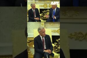 Trump kritizuje zmenu pohlavia detí, zatiaľ čo Carney, otec trans dieťaťa, sledu...