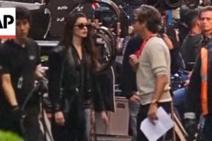 Anne Hathaway, Stanley Tucci, Emily Blunt v Miláne – Film ‚Diabol no...