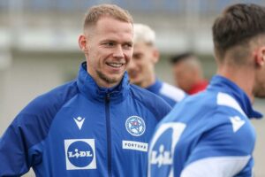 Calzona: Bratislavský nápad, Belfastske odmietnutie