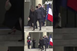 Macron sa v Paríži stretol s jordánskym korunným princom Husajnom.