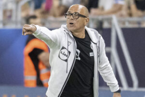 Hancko v hre, Greif mimo Calzonových úvah