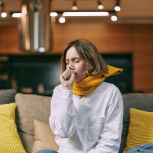 Kašeľ: Ako sa ho zbaviť bez antibiotík?