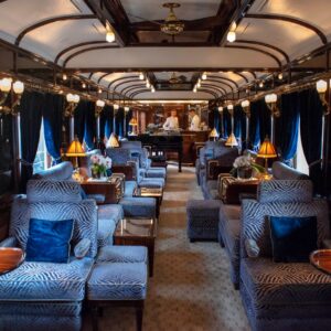 Agathe Christie priniesol manžela aj slávny román. Orient Expres stavia na nosta...