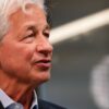Generálny riaditeľ JPMorgan Chase Jamie Dimon tvrdí, že recesia môže nastať v ro...